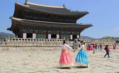 Tour Hàn Quốc NO SHOPPING: Busan - Seoul - Hồ Seokchon - Starfiled - Gyeongbukgung 6N5Đ 